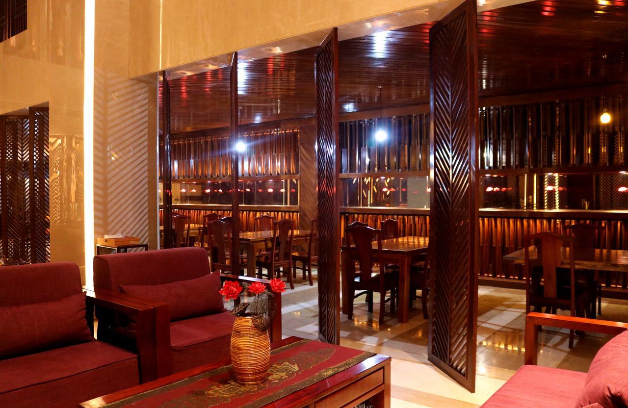 Chang Palace Vientiane Esterno foto